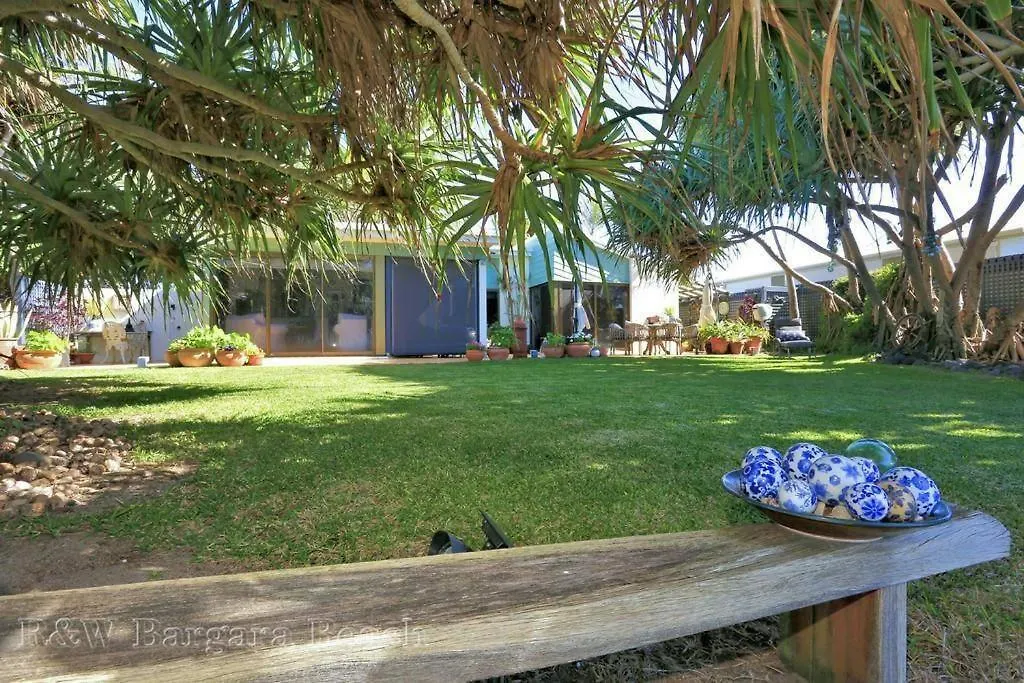 בית נופש הוילה ברגרה Private Ocean Front, Pet Friendly Oasis!